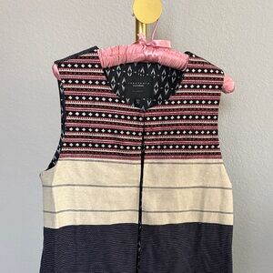 Sanctuary Mixed-Pattern Sleeveless Tunic Vest in Burgundy, Black, Cream